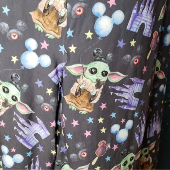 Child Grogi - Baby Yoda Print Cold Shoulder Dress Size 2X - Picture 5 of 7